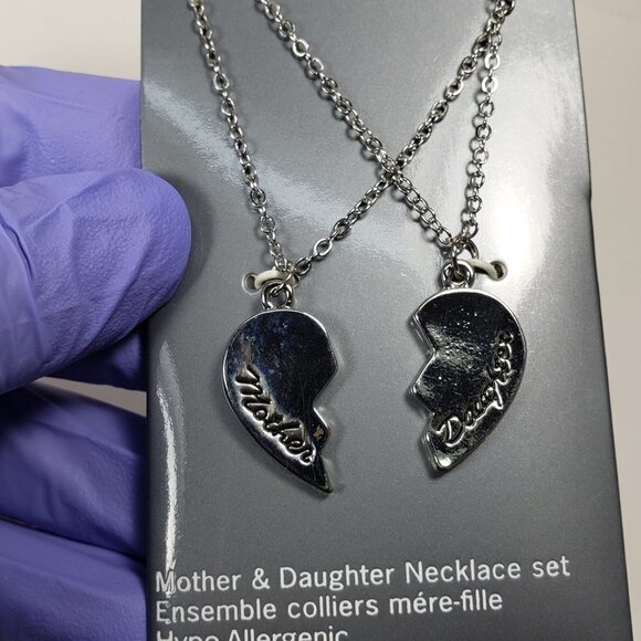 George Essentials Set of 2 - 16" Silver Tone Mother & Daughter Pendant Necklace - Picture 6 of 6